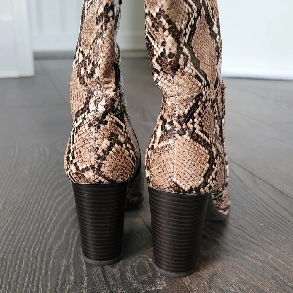 NEW Knee-High Snakeskin Boots - Picture 4 of 7
